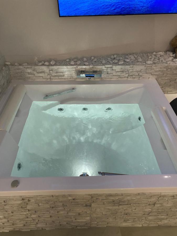 Michy Apartment 那不勒斯 外观 照片